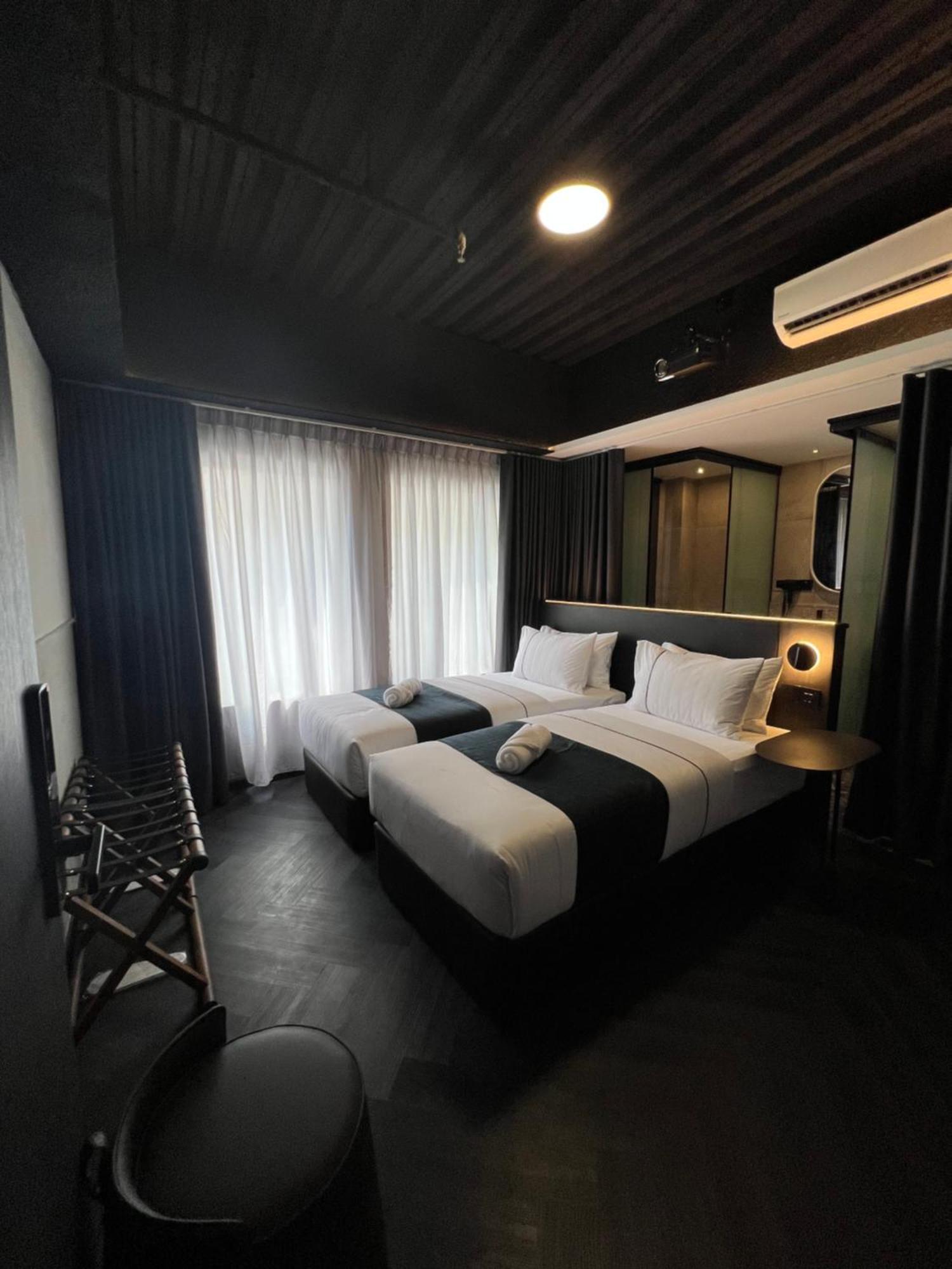 B Hotel Куала-Лумпур Екстер'єр фото