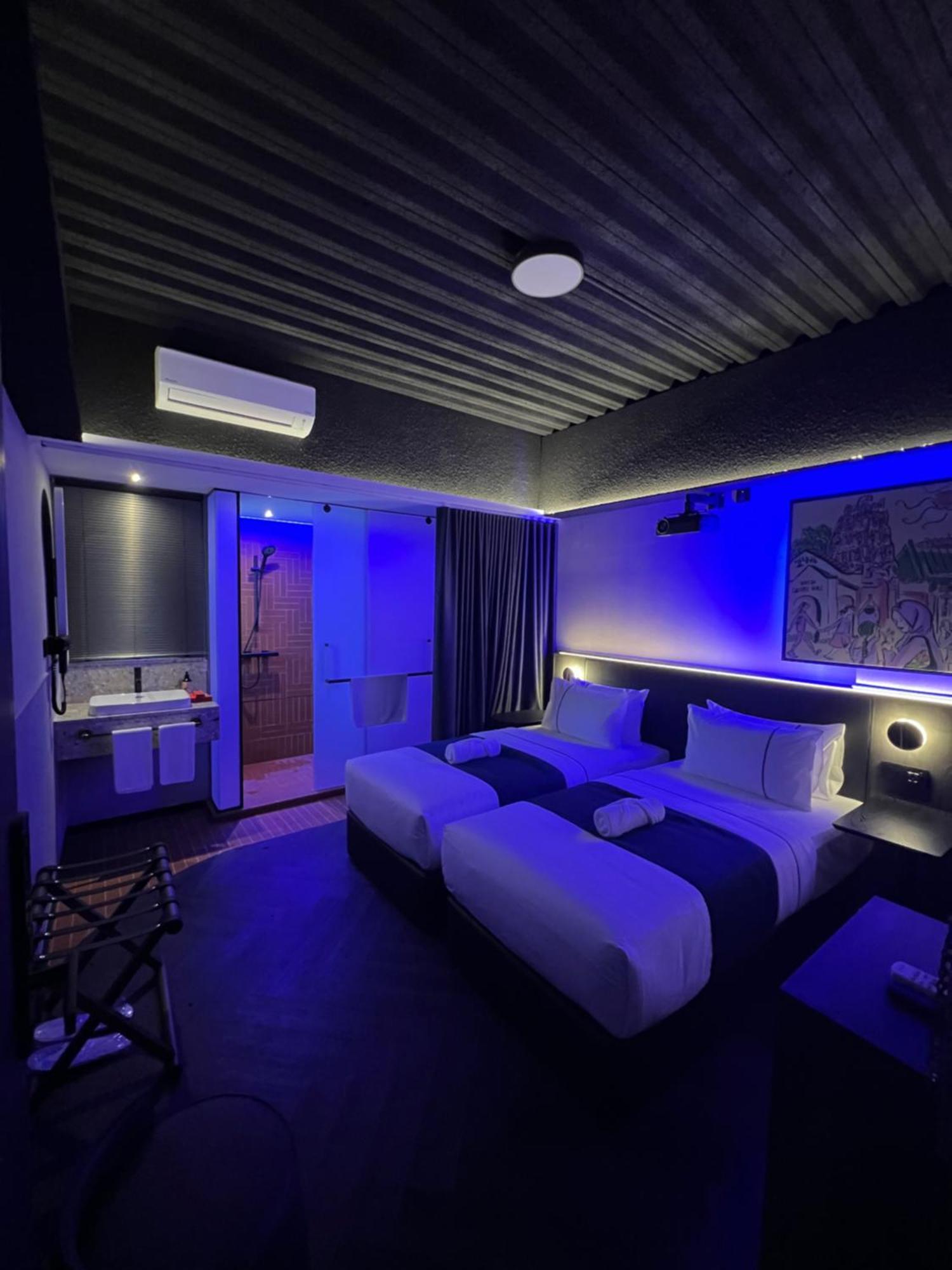 B Hotel Куала-Лумпур Екстер'єр фото